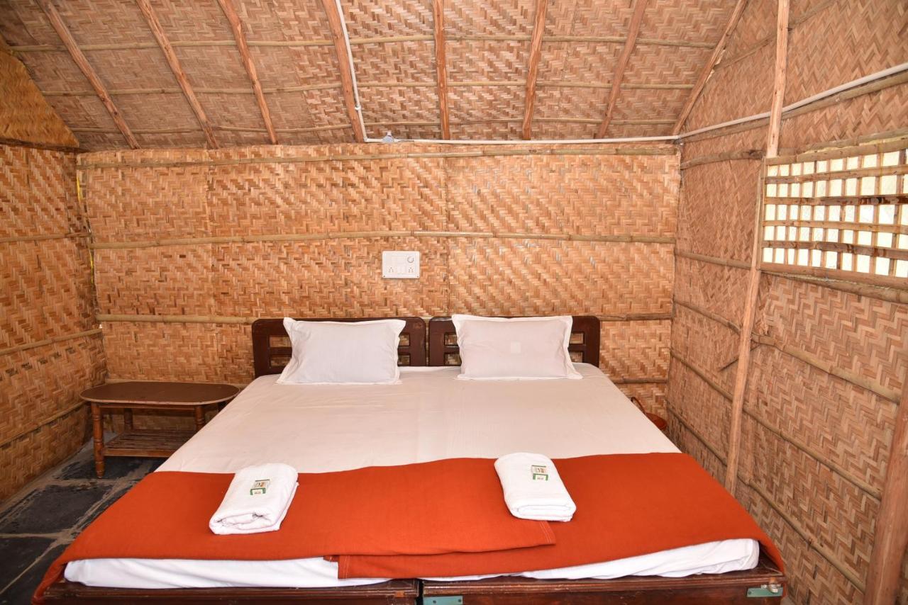 Dream Mango Hampi Hotel ภายนอก รูปภาพ