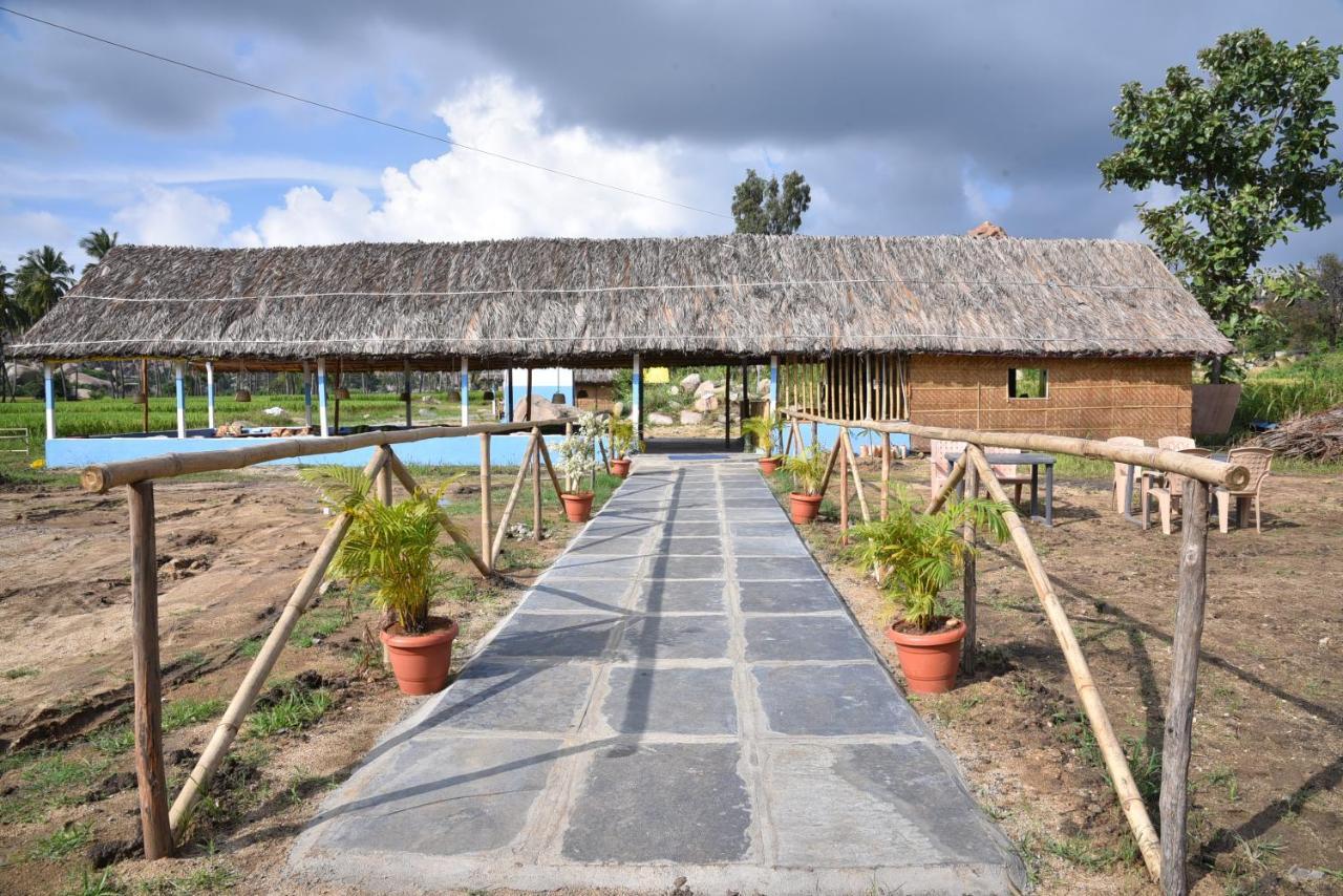 Dream Mango Hampi Hotel ภายนอก รูปภาพ