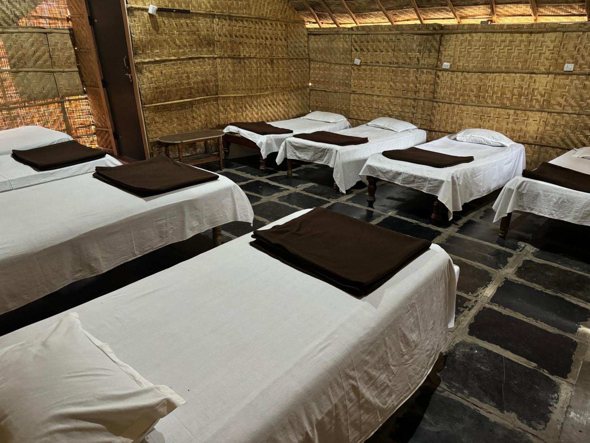 Dream Mango Hampi Hotel ภายนอก รูปภาพ